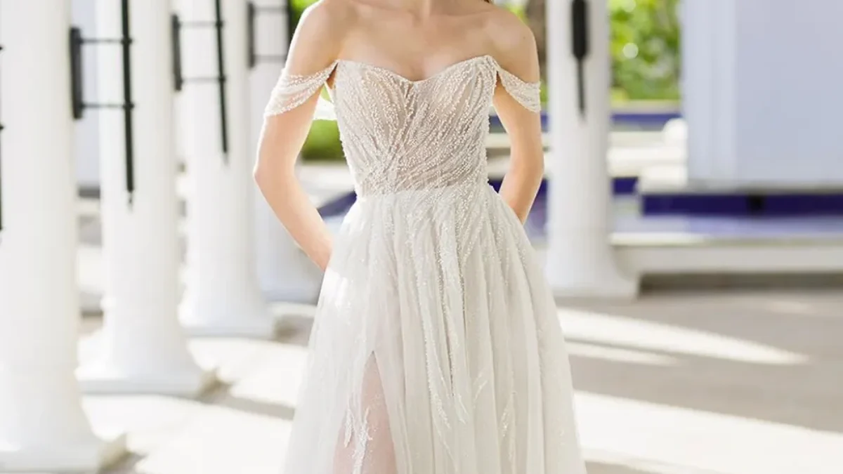 Blue by Enzoani Brautkleid - Modell Ruby | Lin-Riehl