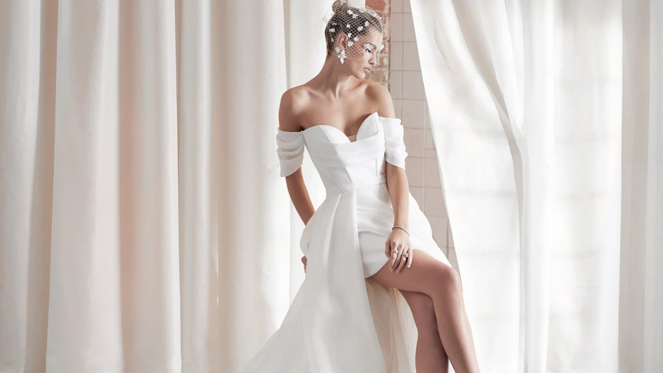 Crepe Brautkleider: perfekte Wahl für die moderne Braut