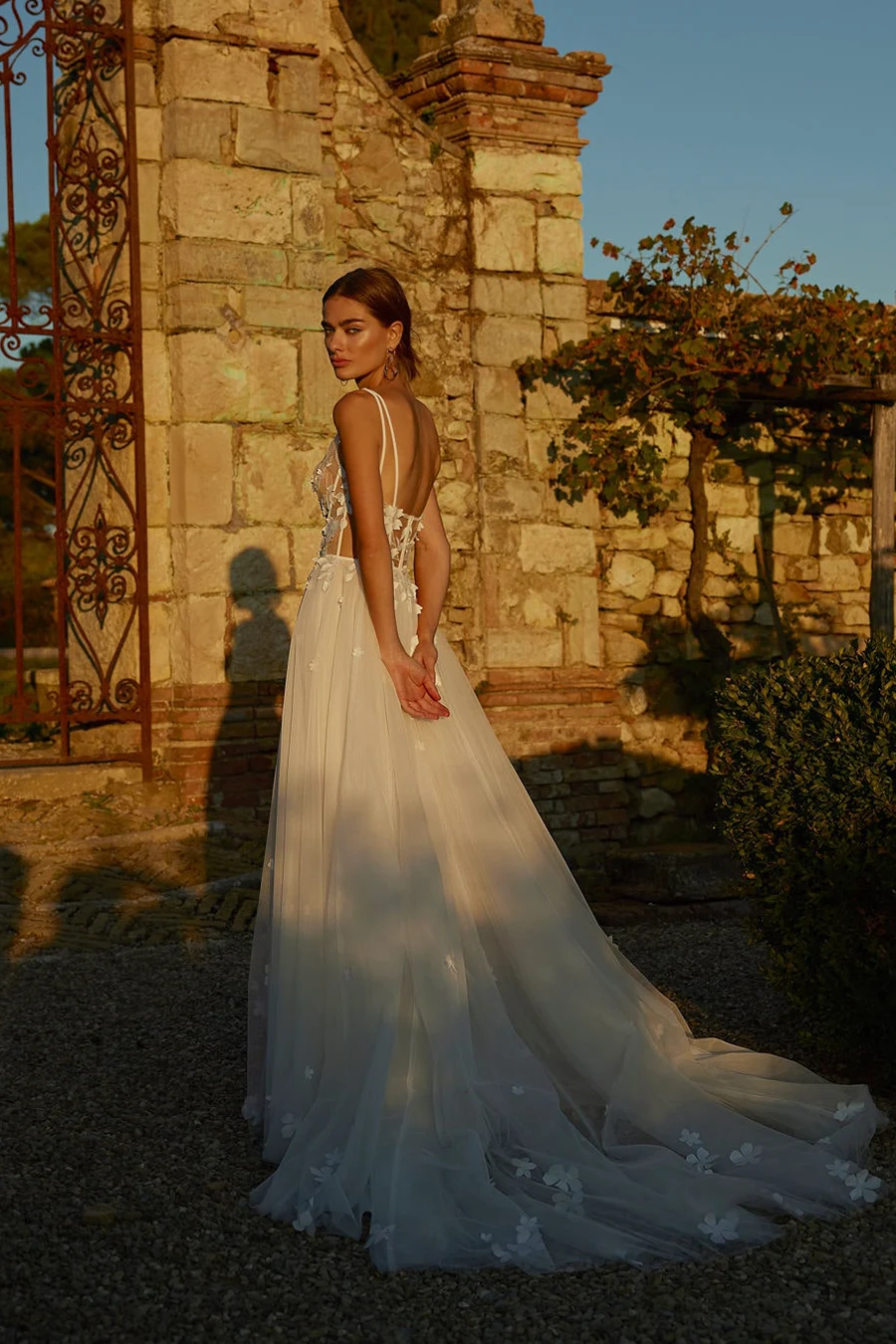 Brautkleid Dasha von Modeca – seitliche Ansicht