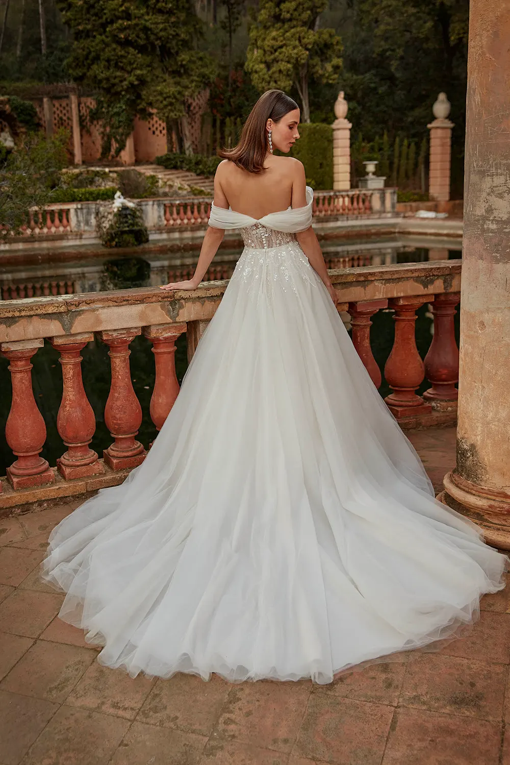 Brautkleid Kioto von Fara Sposa – Rückenansicht