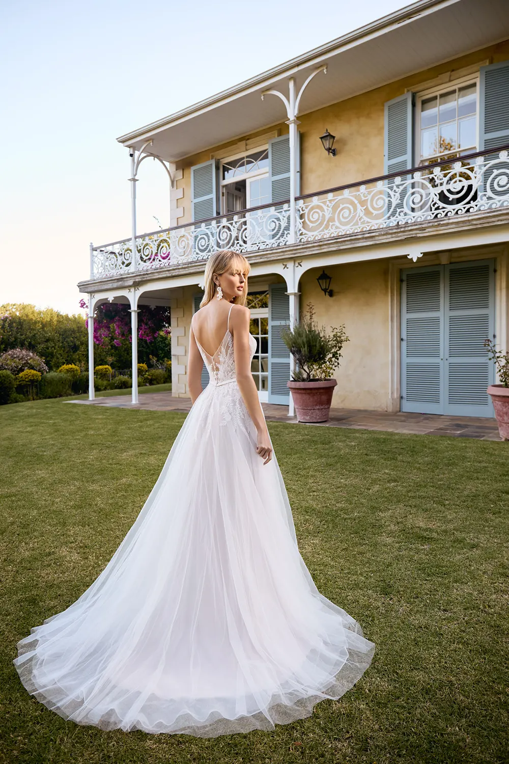 Brautkleid Eliana von Kelsey Rose – Rückenansicht