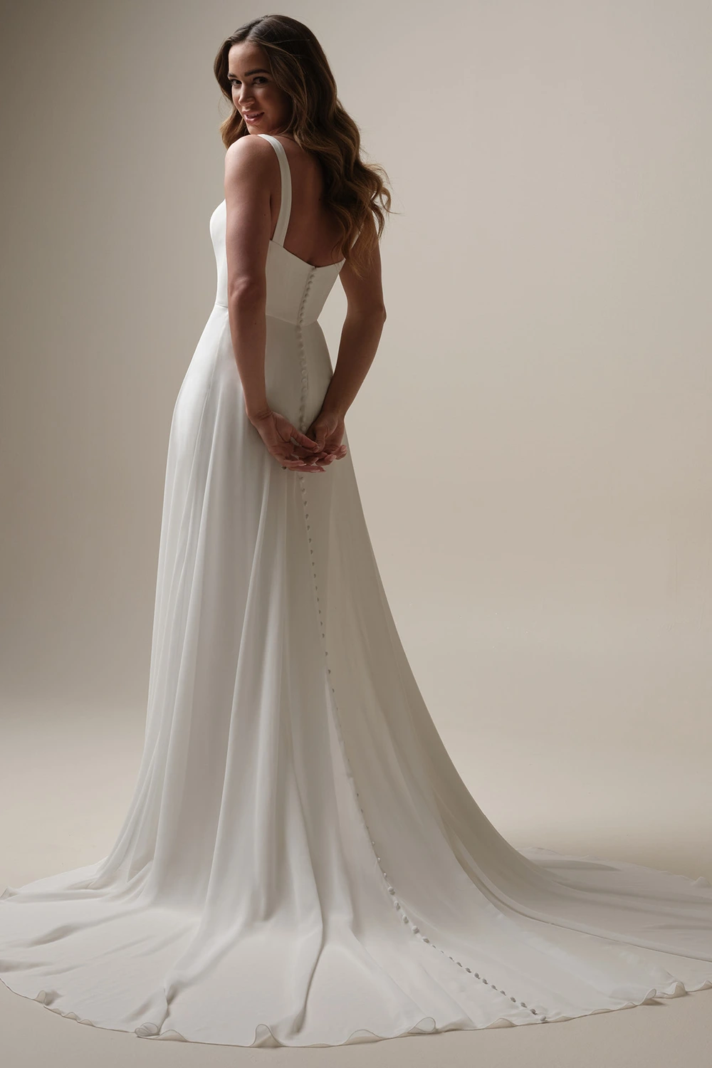 Brautkleid Olivianna von Rebecca Ingram – Rückenansicht