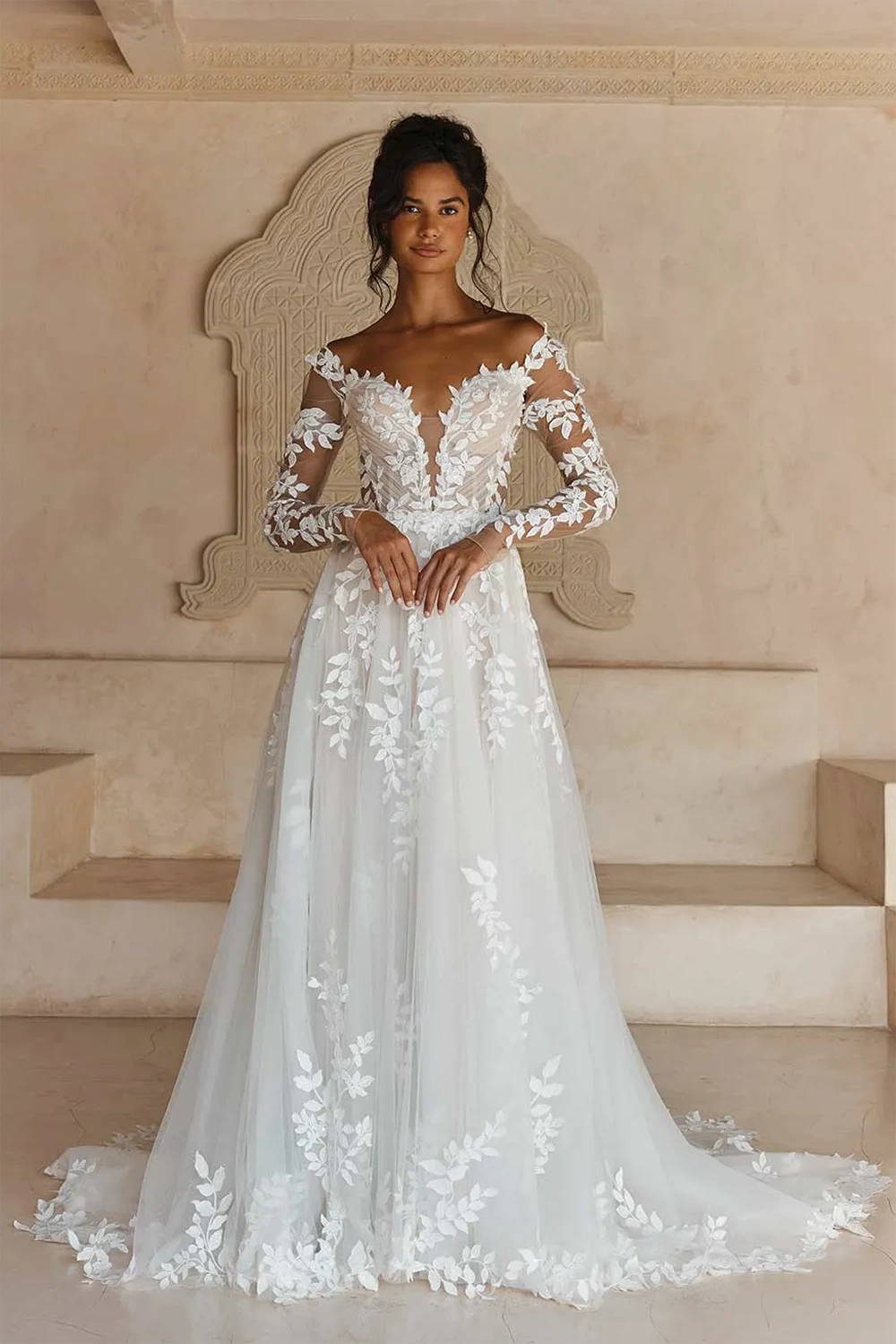 Brautkleid Landon von Madi Lane – Vorschau