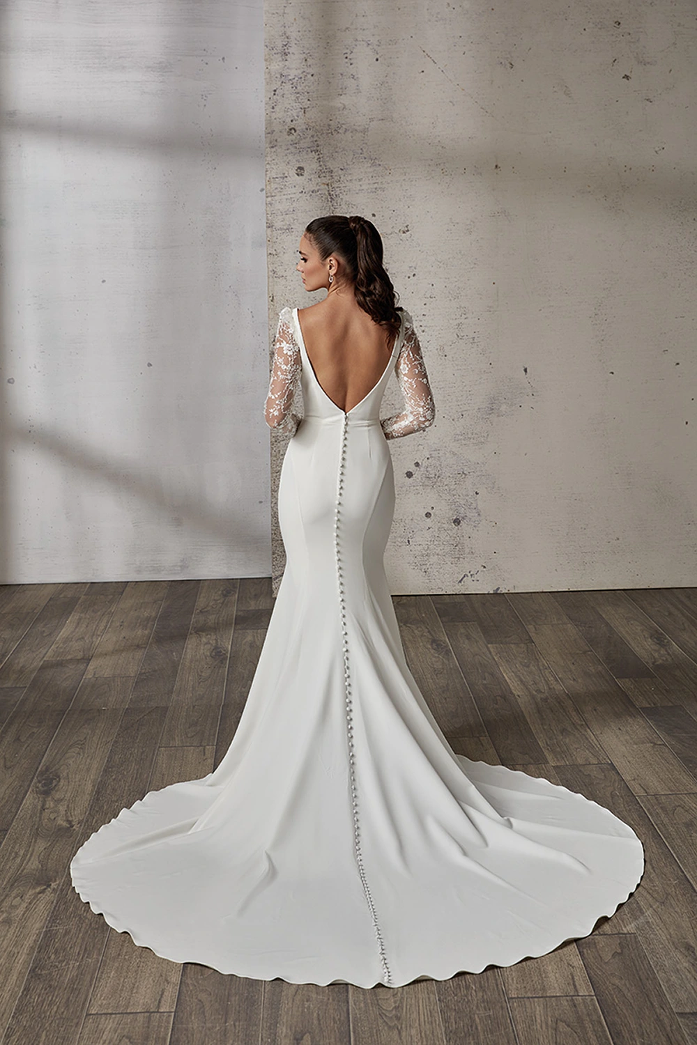 Brautkleid Modell Idalia von Eddy K – Hinteransicht