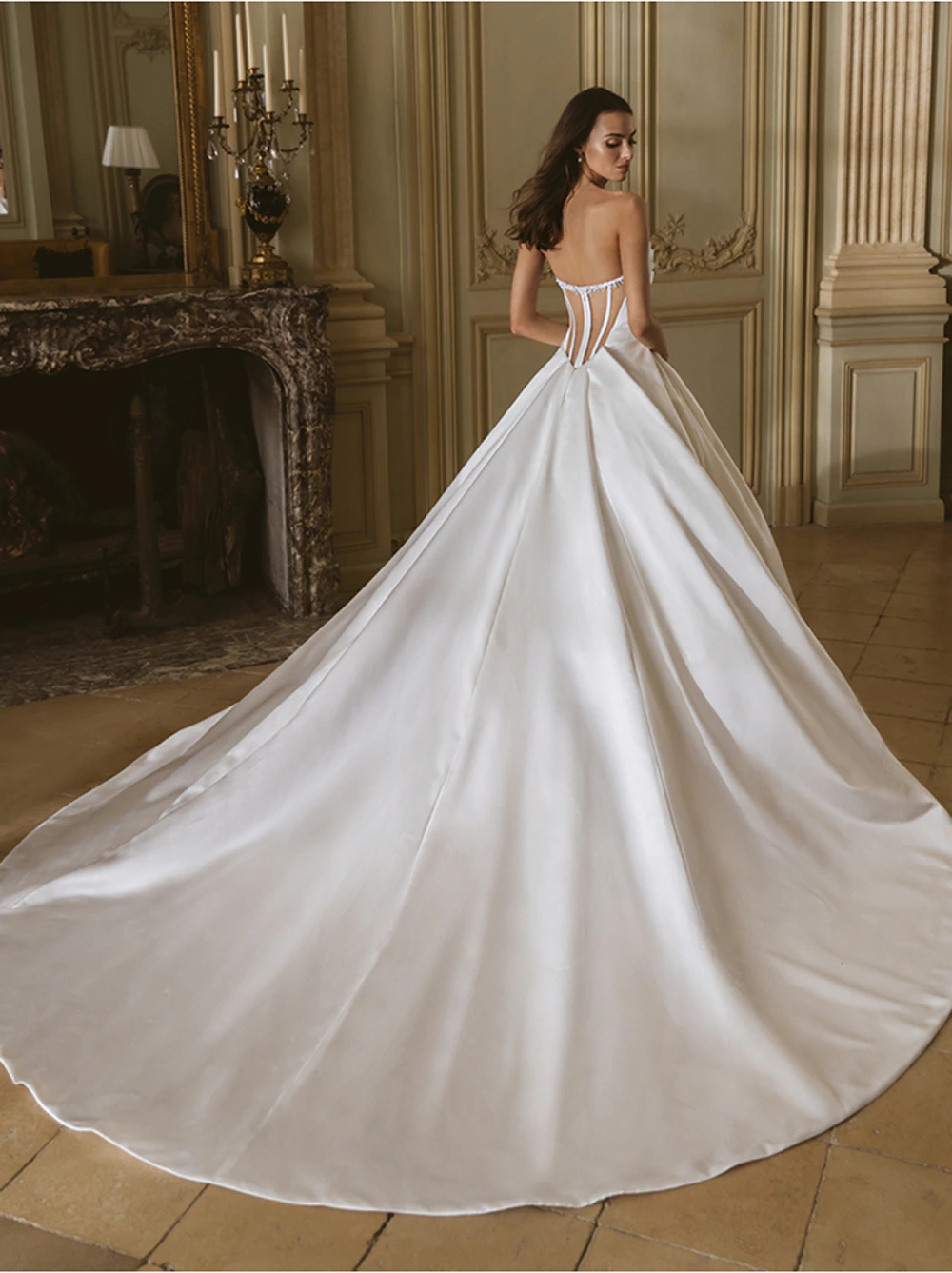 Brautkleid Modell Gillian von Elysee – Rückenansicht