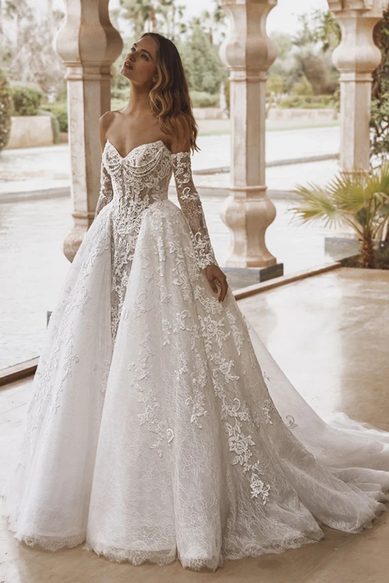 Brautkleid Modell Valen von Enzoani – Vorschau