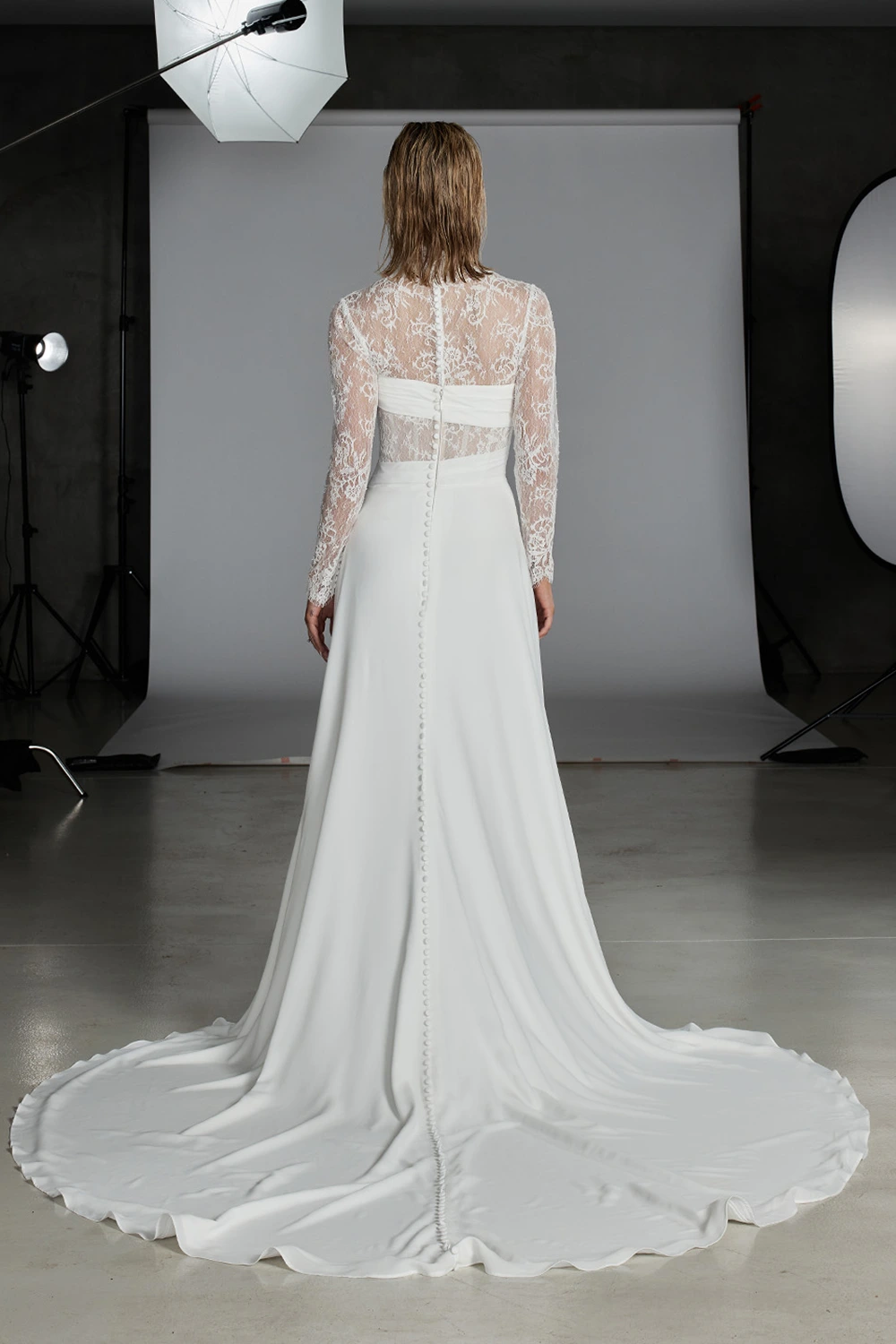 Brautkleid Modell Astaire von Evie Young – Rückenansicht