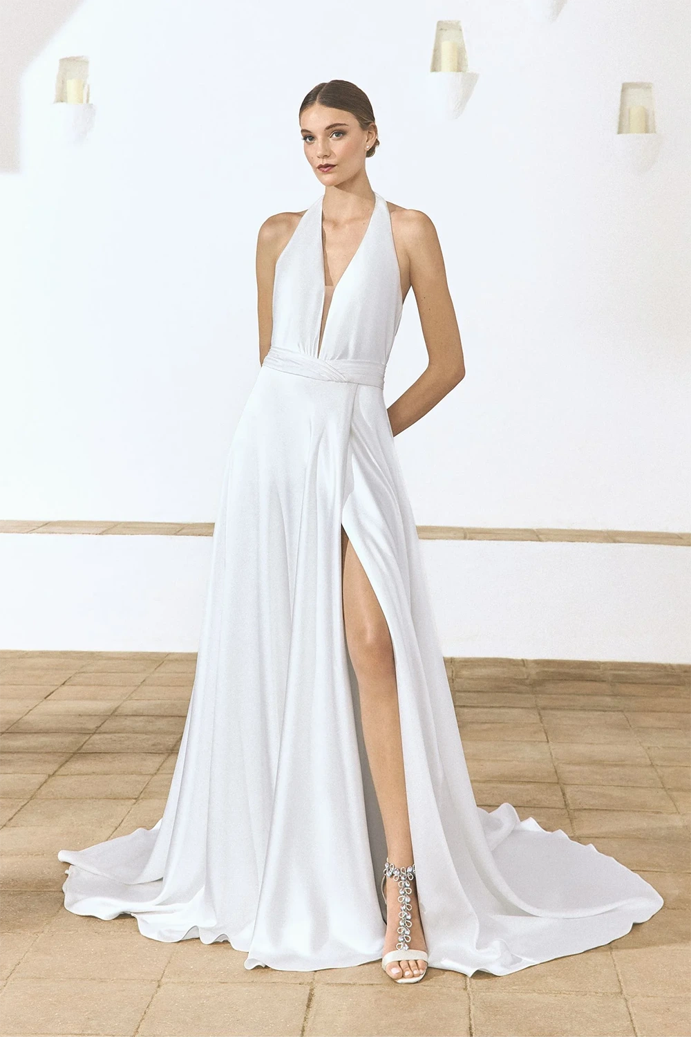 Brautkleid Modell Bethania von White One – Vorschau