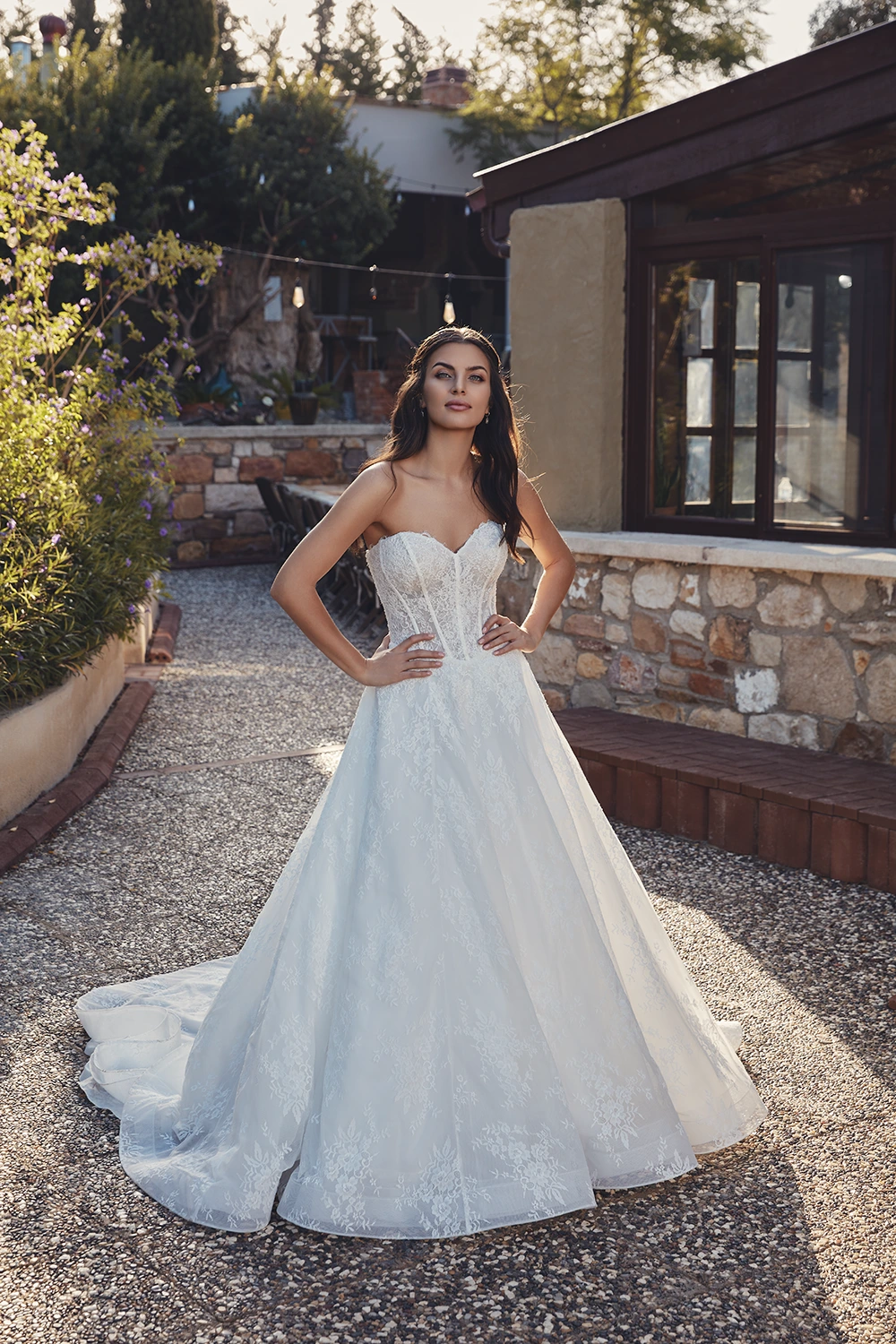 Brautkleid Modell Mabel von Eddy K – Vorschau