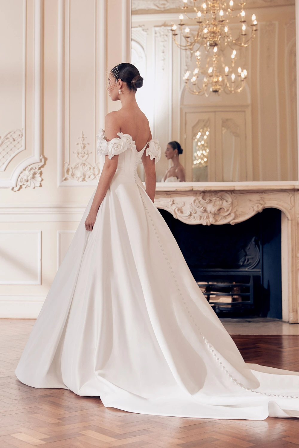 Brautkleid Modell Lucille von Ellis Bridals â Schleppe