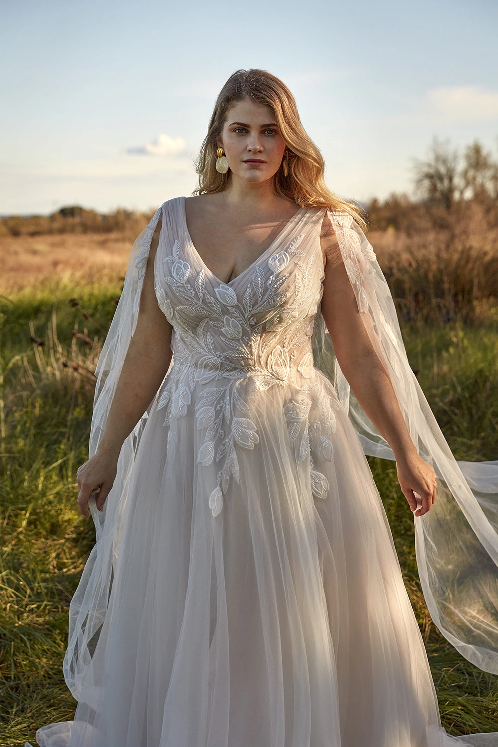 Brautkleid Modell Napoli Curvy von Fara Sposa – Vorne