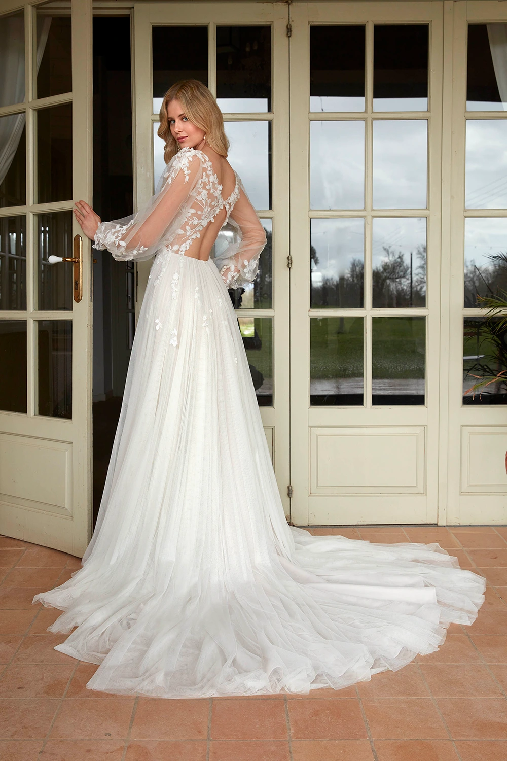 Brautkleid Modell Nenufar von Fara Sposa – Rücken