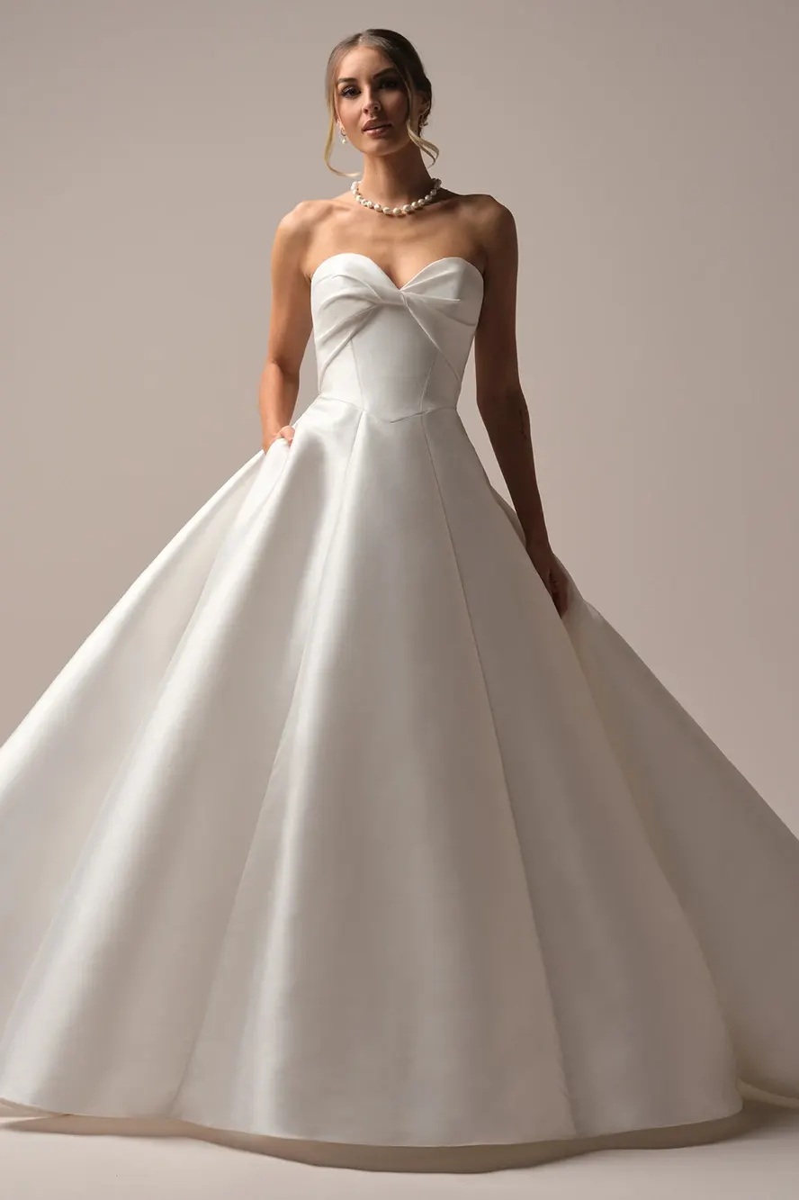 Brautkleid Modell Brooke von Rebecca Ingram Bridals – Vorschau