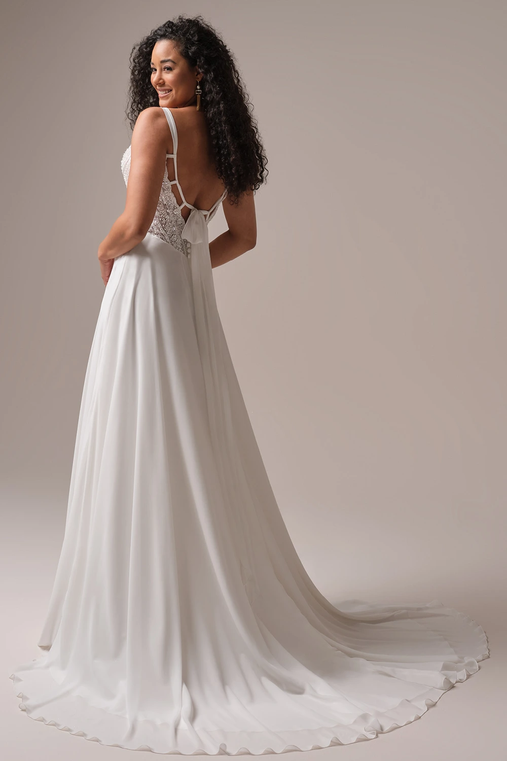 Brautkleid Modell Clara von Rebecca Ingram Bridals – Rückenansicht