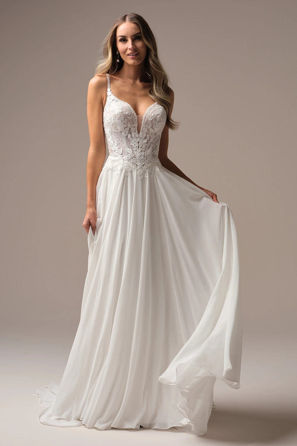 Brautkleid Modell Finley von Rebecca Ingram Bridals – Vorschau