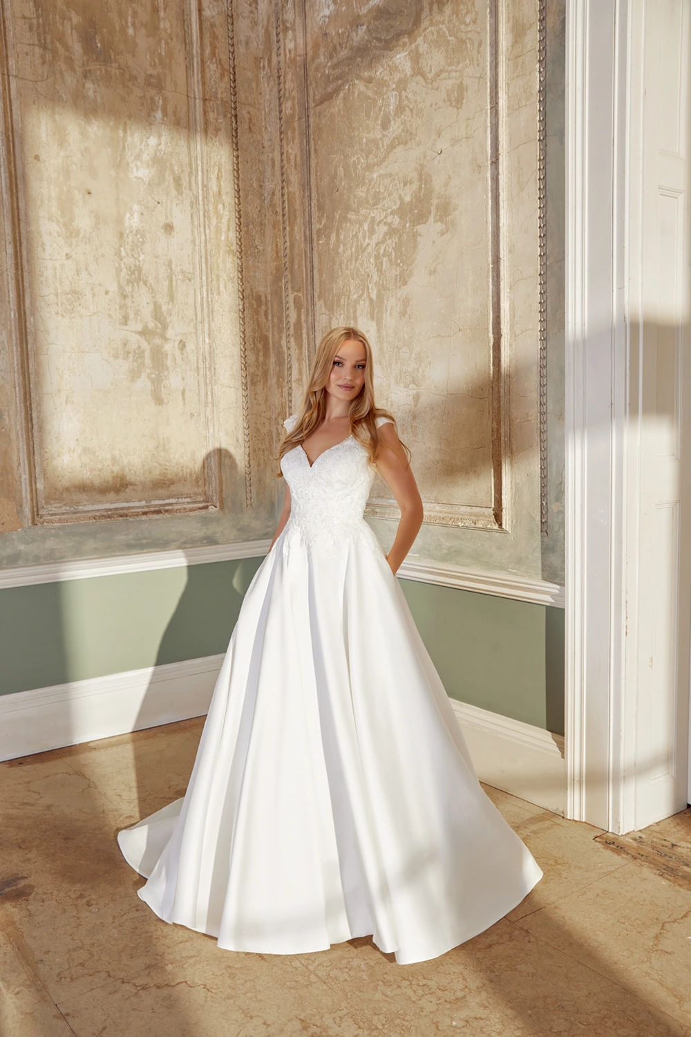 Brautkleid Modell 44547 von Sincerity – Vorschau