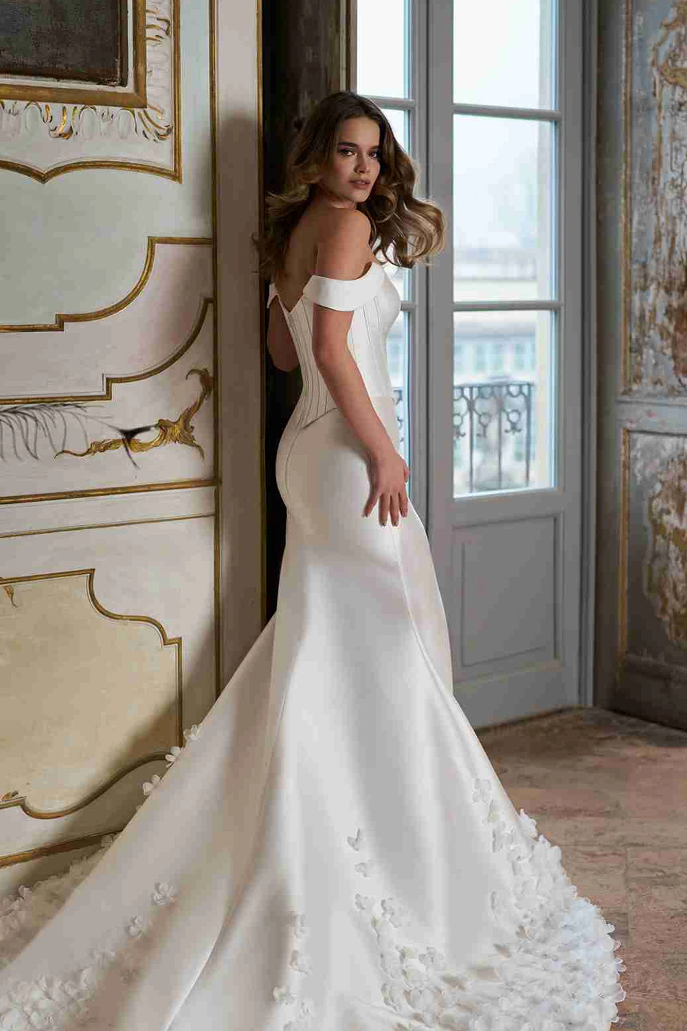 Modell Nixon (Braut-Top) von Herve Paris – Vorschau