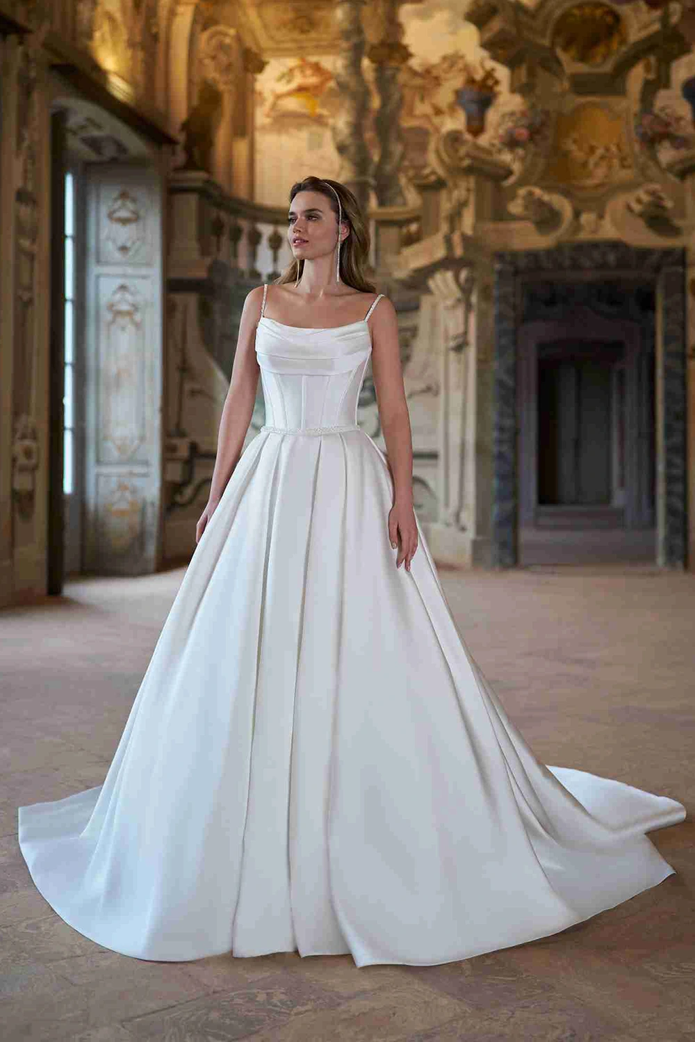 Modell Nuala (Braut-Rock) von Herve Paris – Vorschau