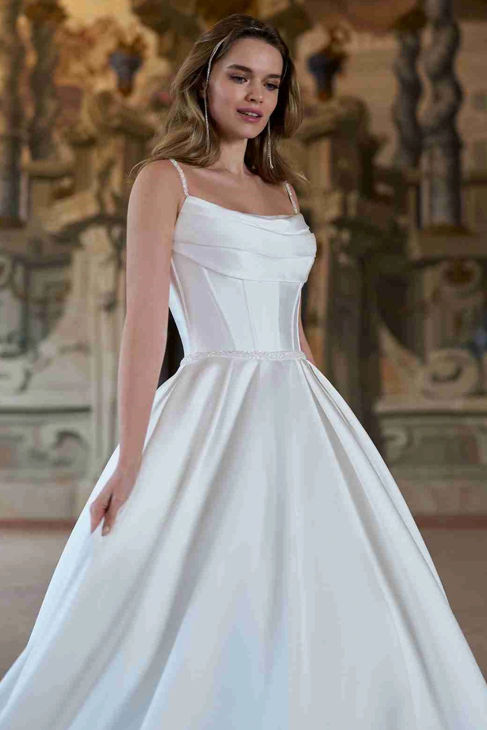 Brautkleid Modell Nuala (Braut-Top) von Herve Paris – Vorschau