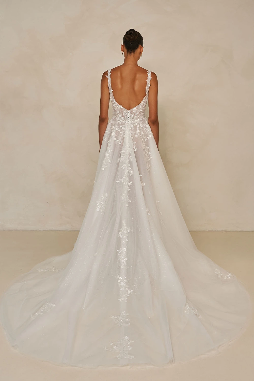 Brautkleid Modell Webb von Madi Lane – Rücken