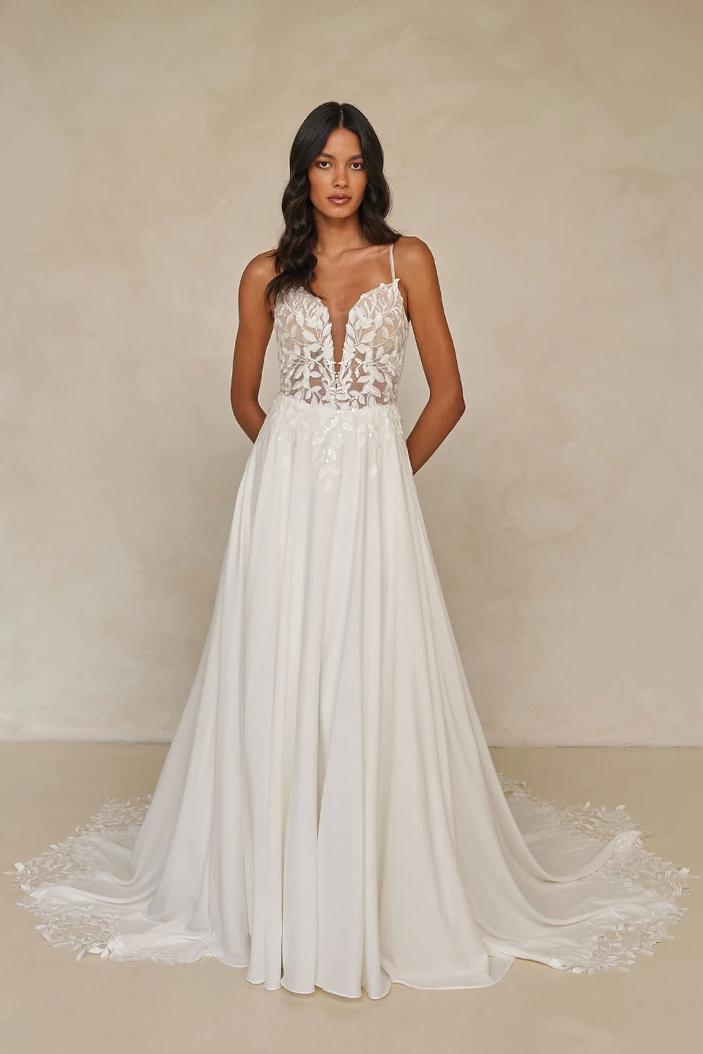 Brautkleid Modell Westwood von Madi Lane – Vorschau