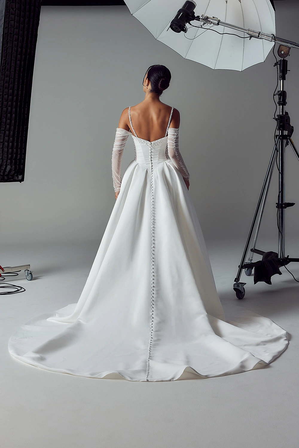 Brautkleid Modell Diane von Evie Young – Rückansicht