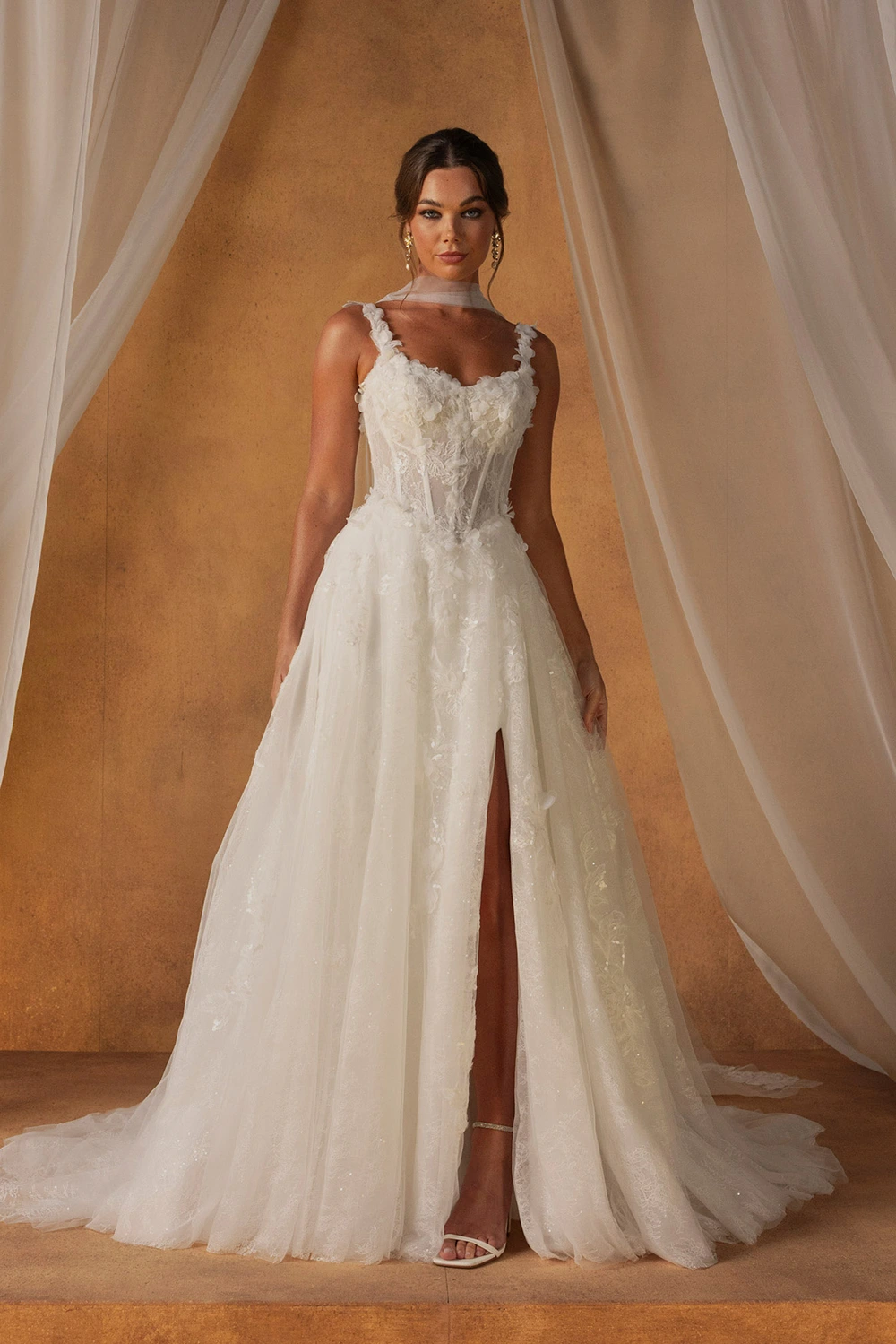 Brautkleid Modell Nadine von Madi Lane – Vorschau