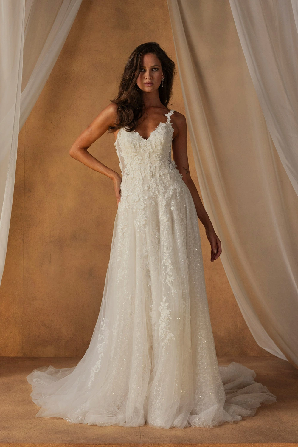 Brautkleid Modell Nita von Madi Lane – Vorschau