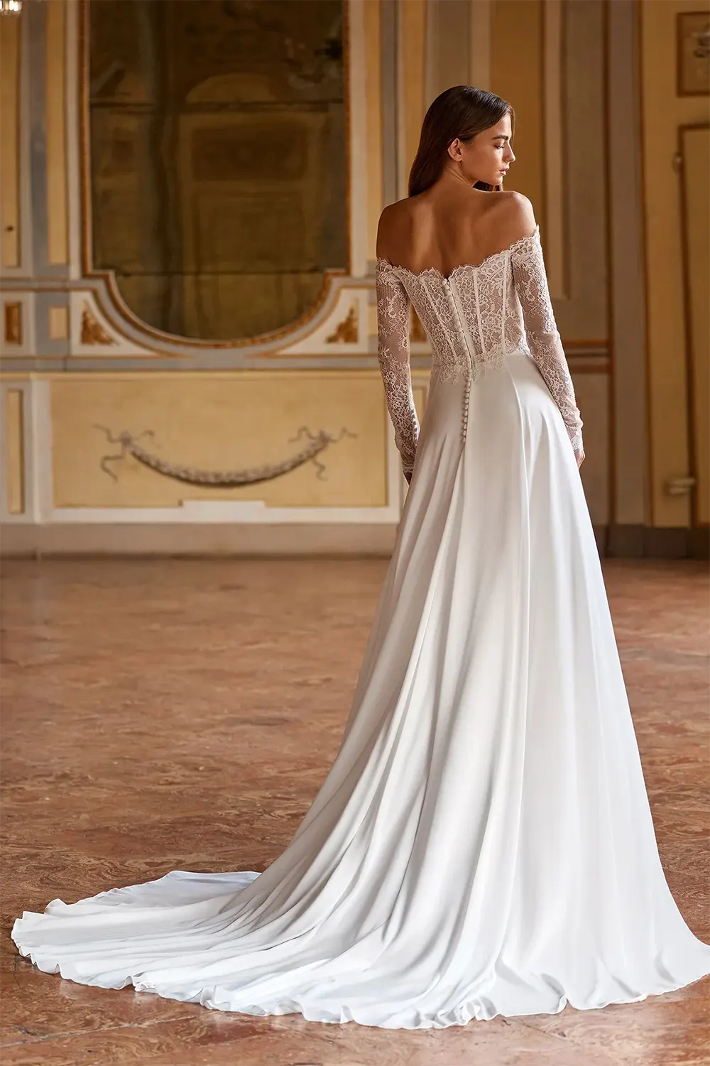 Brautkleid Modell Sammi von Alberto Palatchi – Rückenansicht