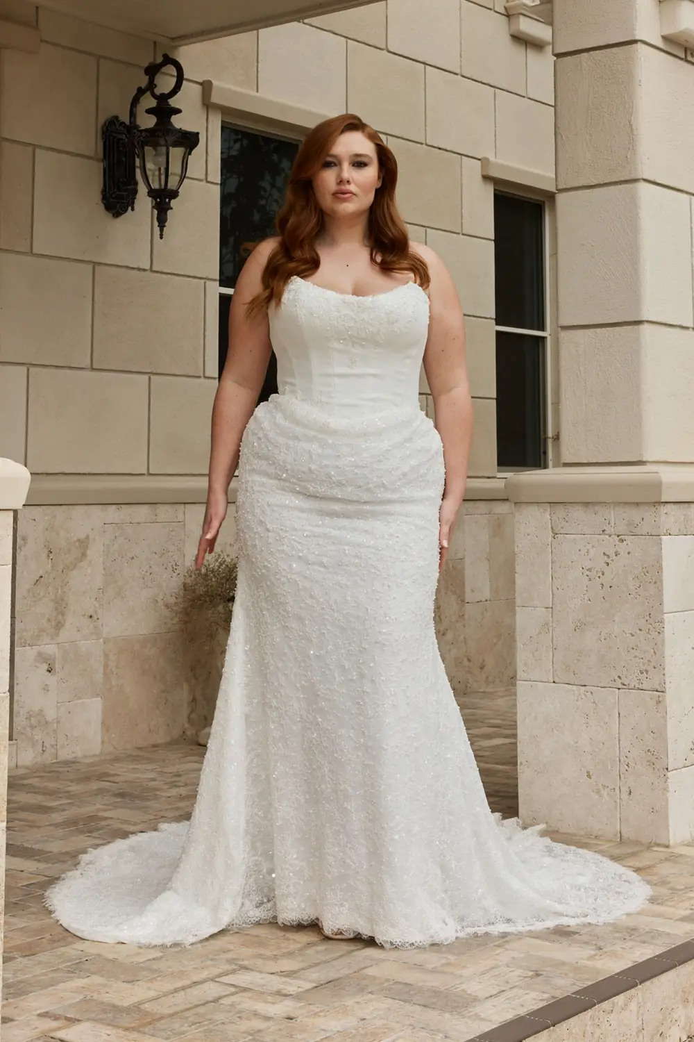 Brautkleid Modell Rikki Curvy von Evie Young Bridal – Vorschau