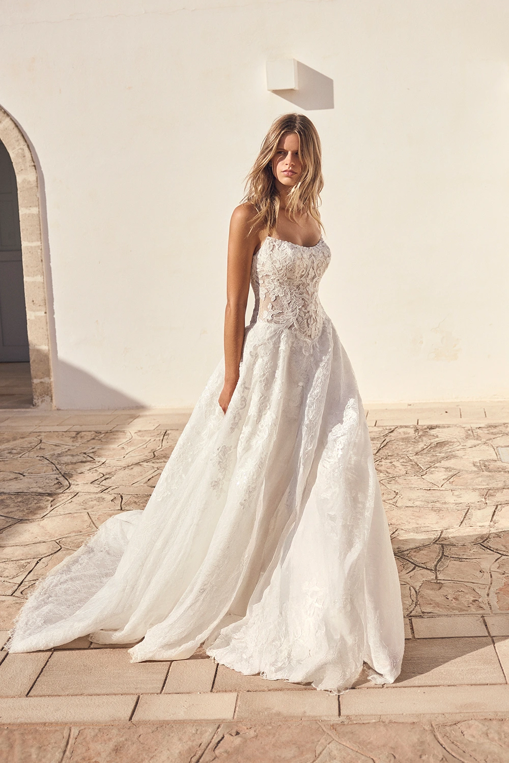 Brautkleid Modell Linda von Modeca – Vorschau