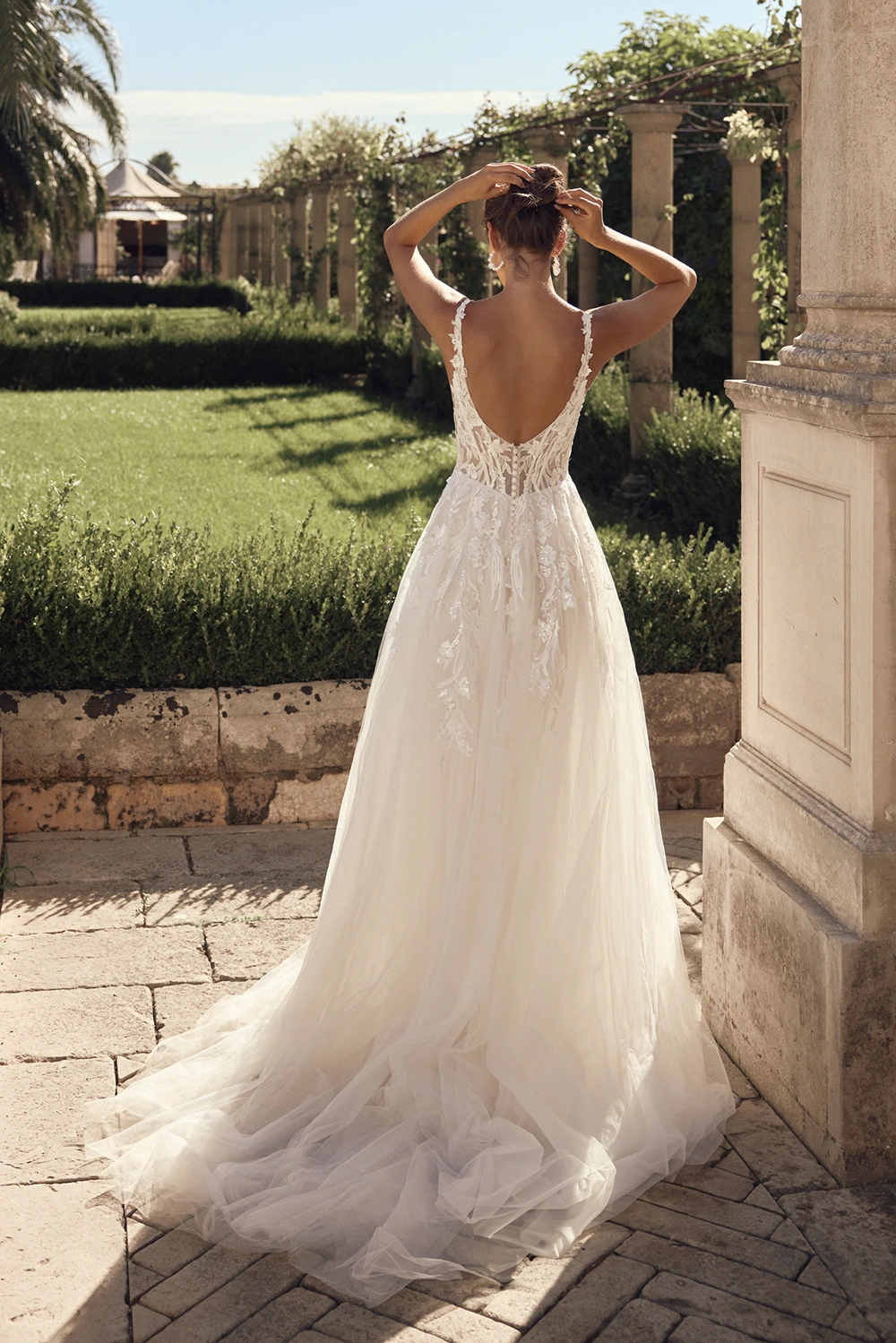 Brautkleid Modell Mackenzie von Modeca – Rückenansicht
