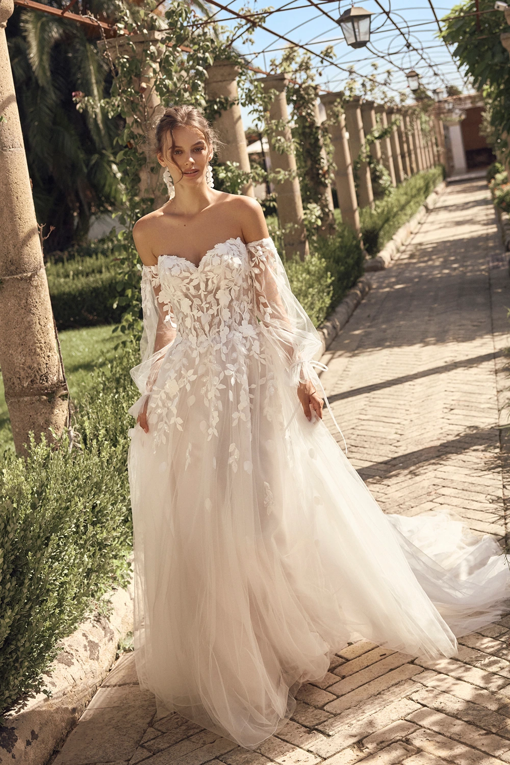 Brautkleid Modell Myla von Modeca – Vorschau