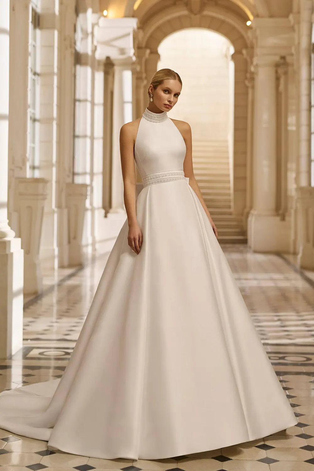 Brautkleid Modell Bona von AIRE Barcelona – Vorschau