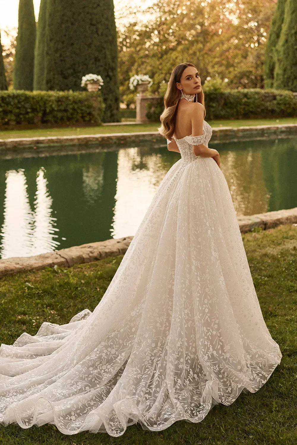 Brautkleid Modell Ximay von AIRE Barcelona – Rücken