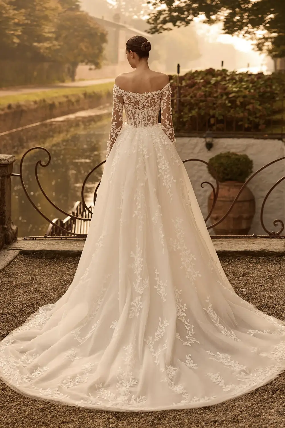 Brautkleid Modell Zaz von Alberto Palatchi – Detailansicht Hinten
