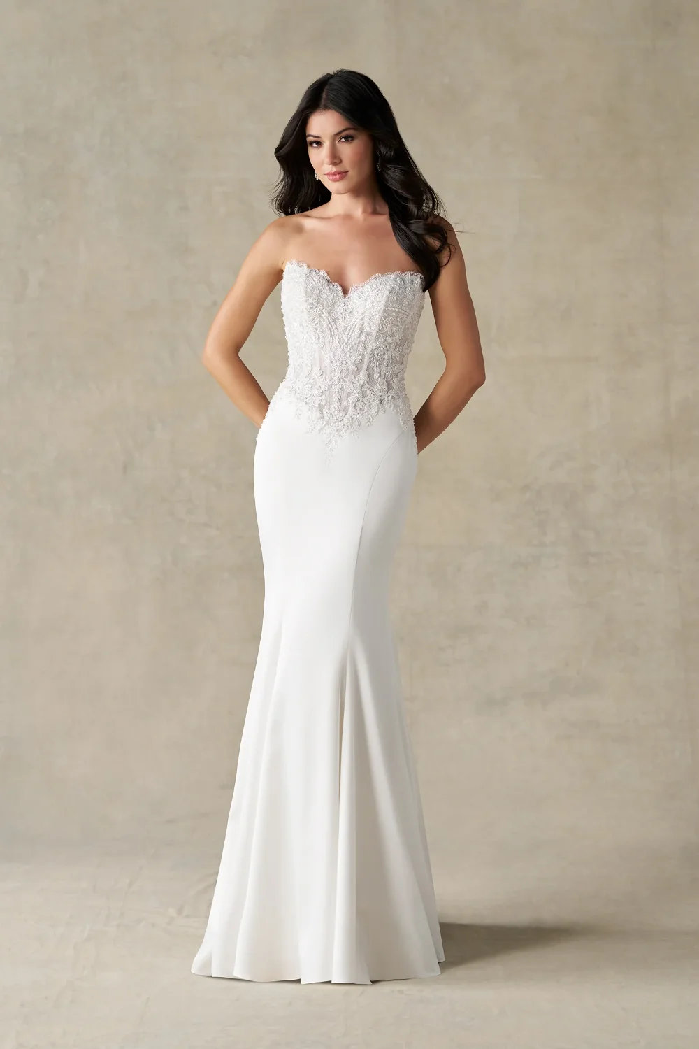 Brautkleid Modell A1480 von Allure Bridals – Vorderansicht