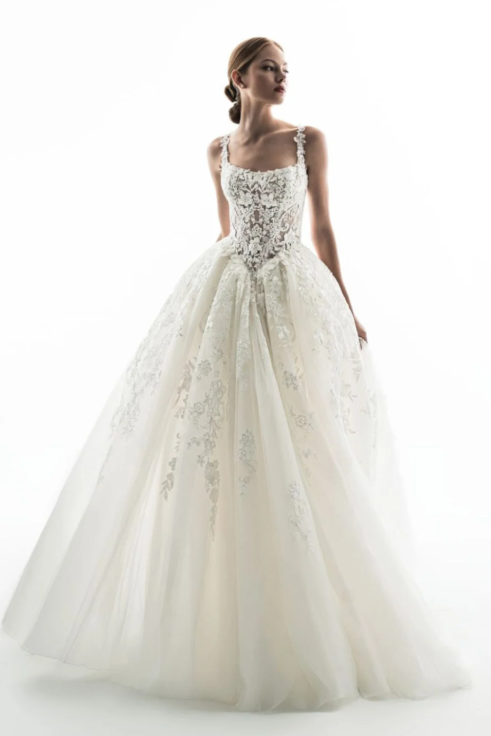 Brautkleid Modell Geranium von Enzoani – Vorschau