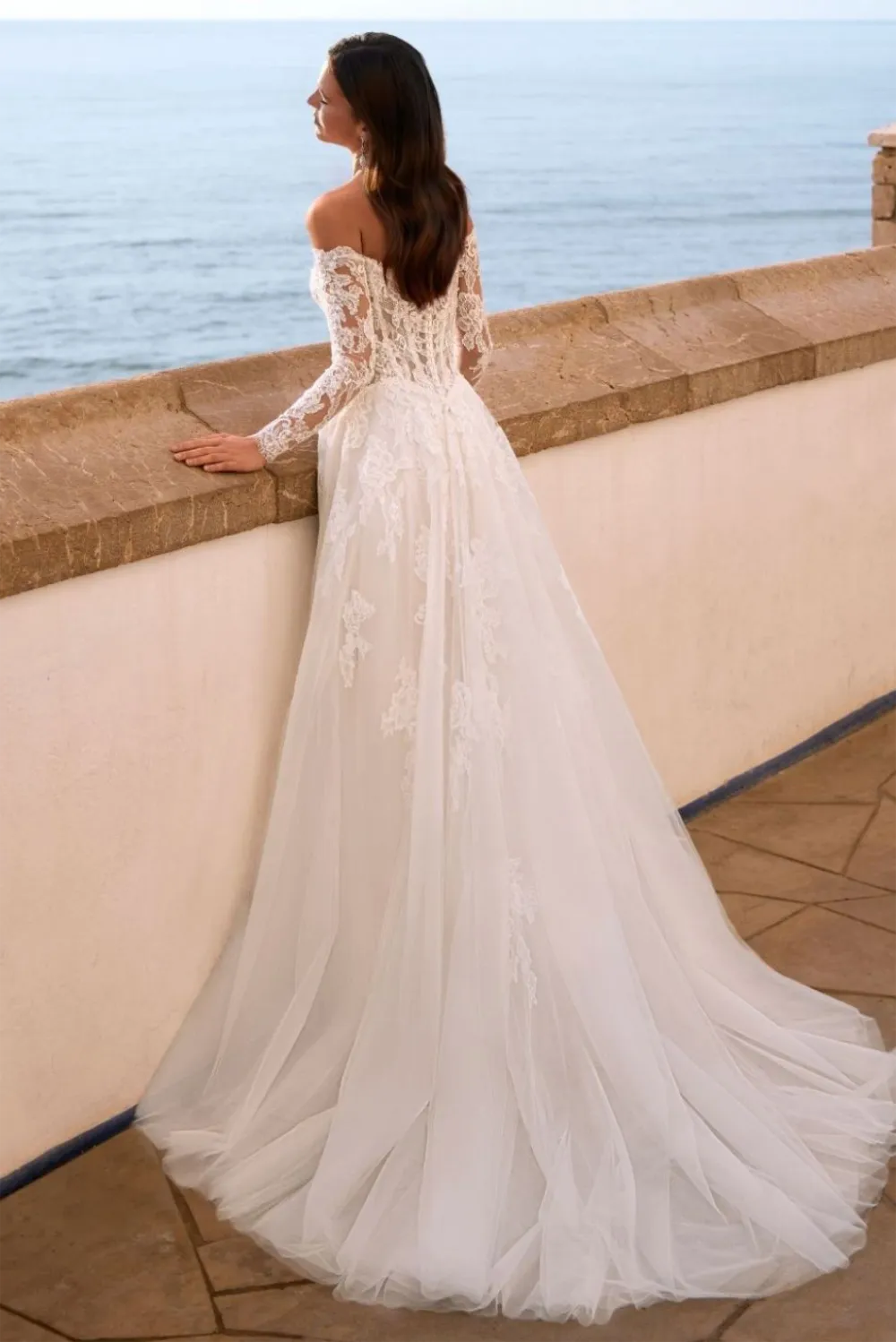 Brautkleid Modell Faiza von Enzoani Love – Rückenansicht