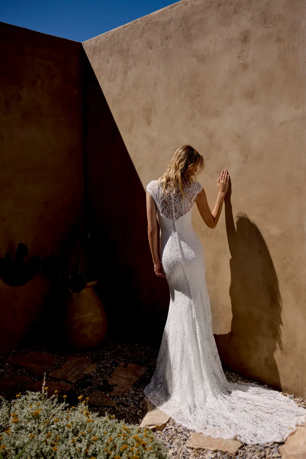 Brautkleid Modell 66460 von Lillian West â Detailansicht Schleppe