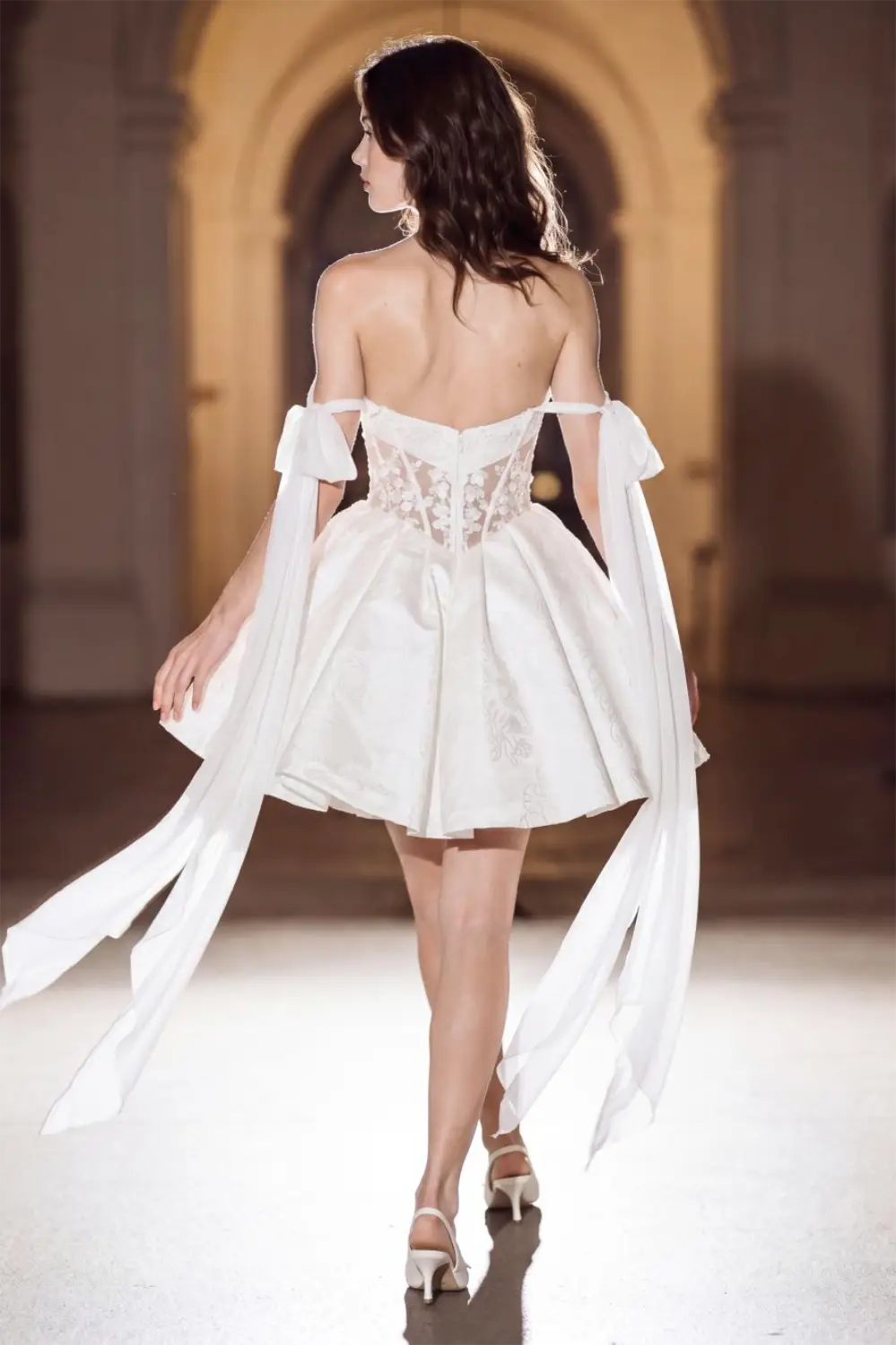 Brautkleid Modell Omaira von Modeca – Rückenansicht