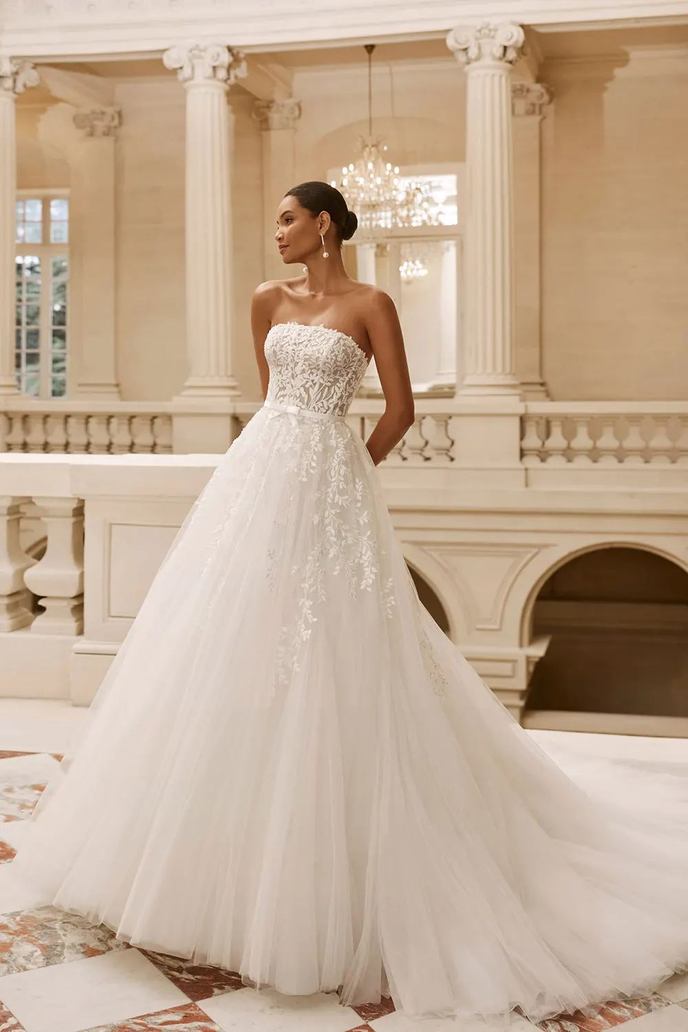 Brautkleid Modell Aley von Rosa Clará – Vorschau