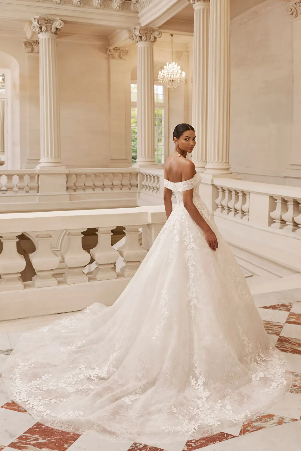 Brautkleid Modell Alison von Rosa Clará – Details Rückenansicht