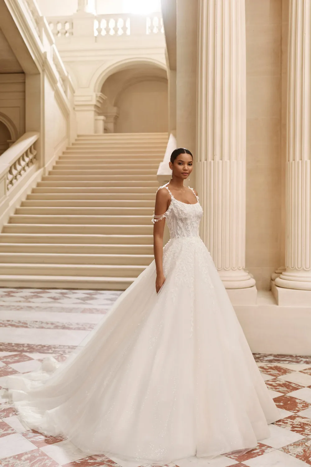 Brautkleid Modell Almira von Rosa Clará – Vorschau