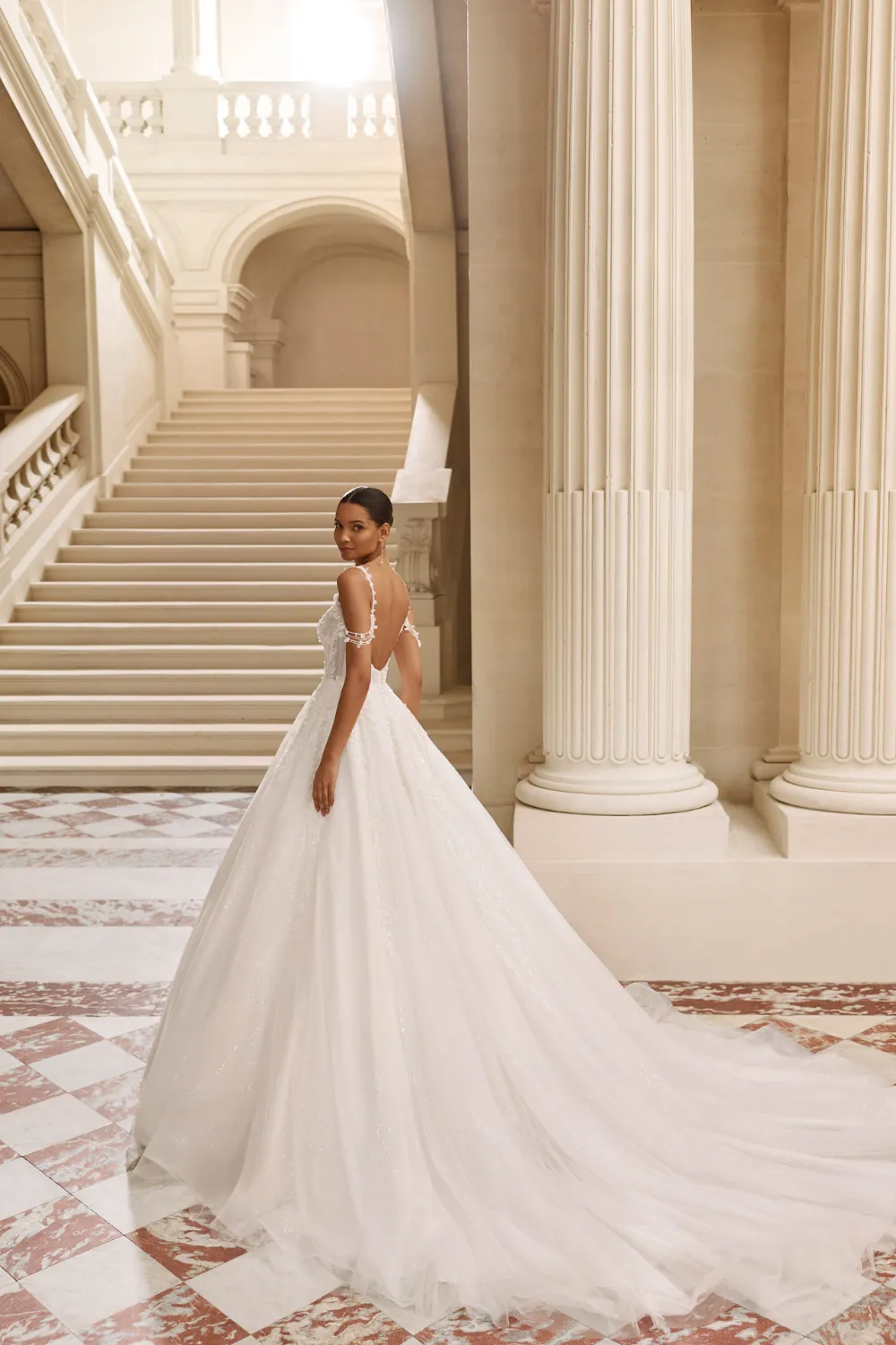 Brautkleid Modell Almira von Rosa Clará – Rückansicht