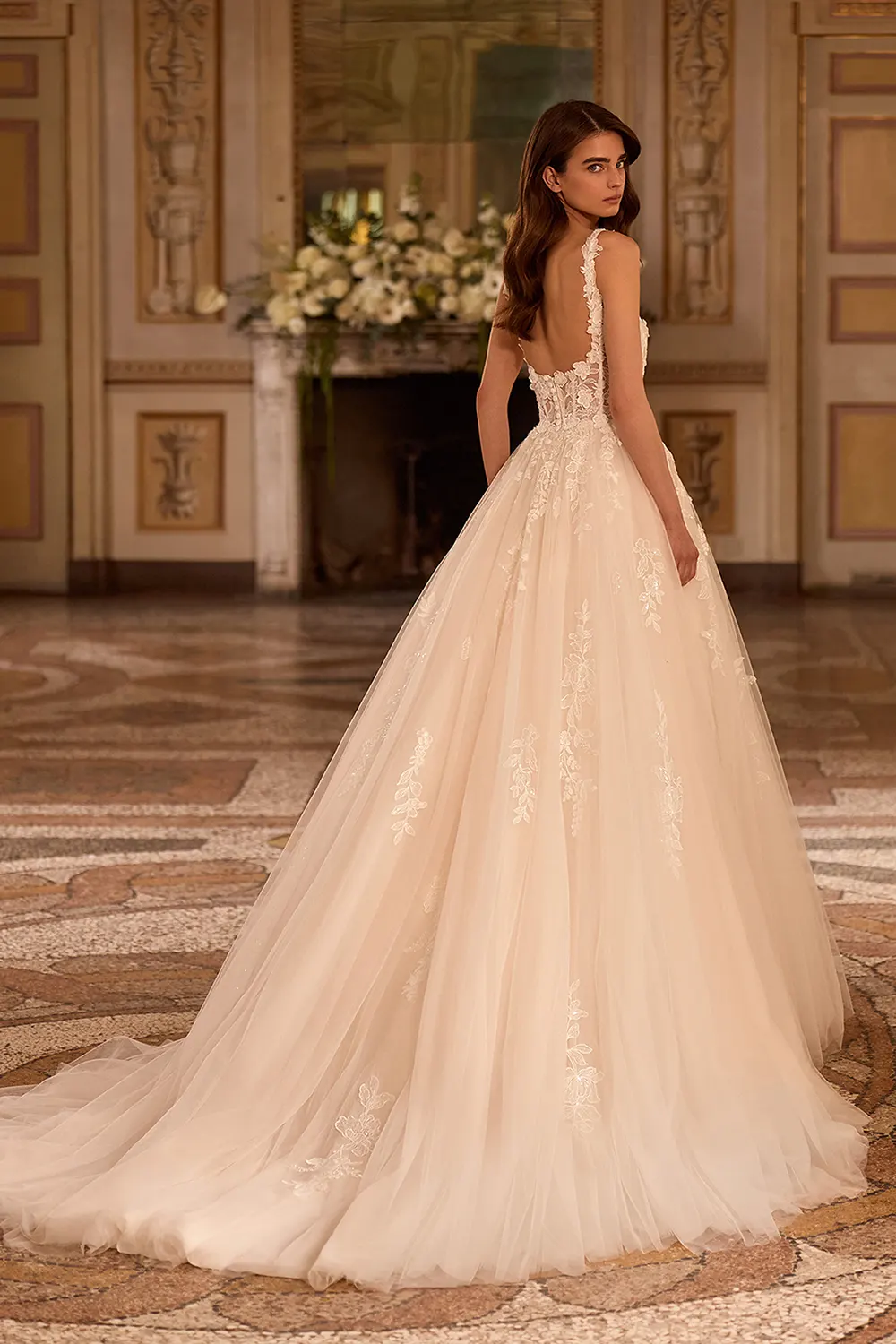 Brautkleid Modell Lantana von Alberto Palatchi – Detailansicht Hinten