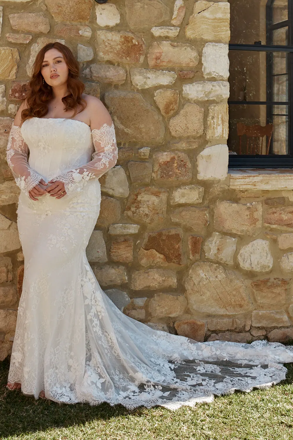 Brautkleid Modell Nisha BNO Curvy von Madi Lane – Vorschau