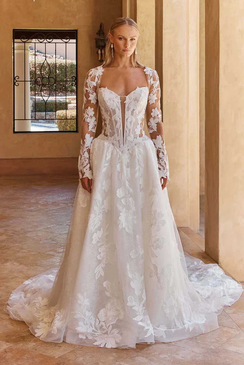 Brautkleid Modell Ovani von Madi Lane – Vorschau