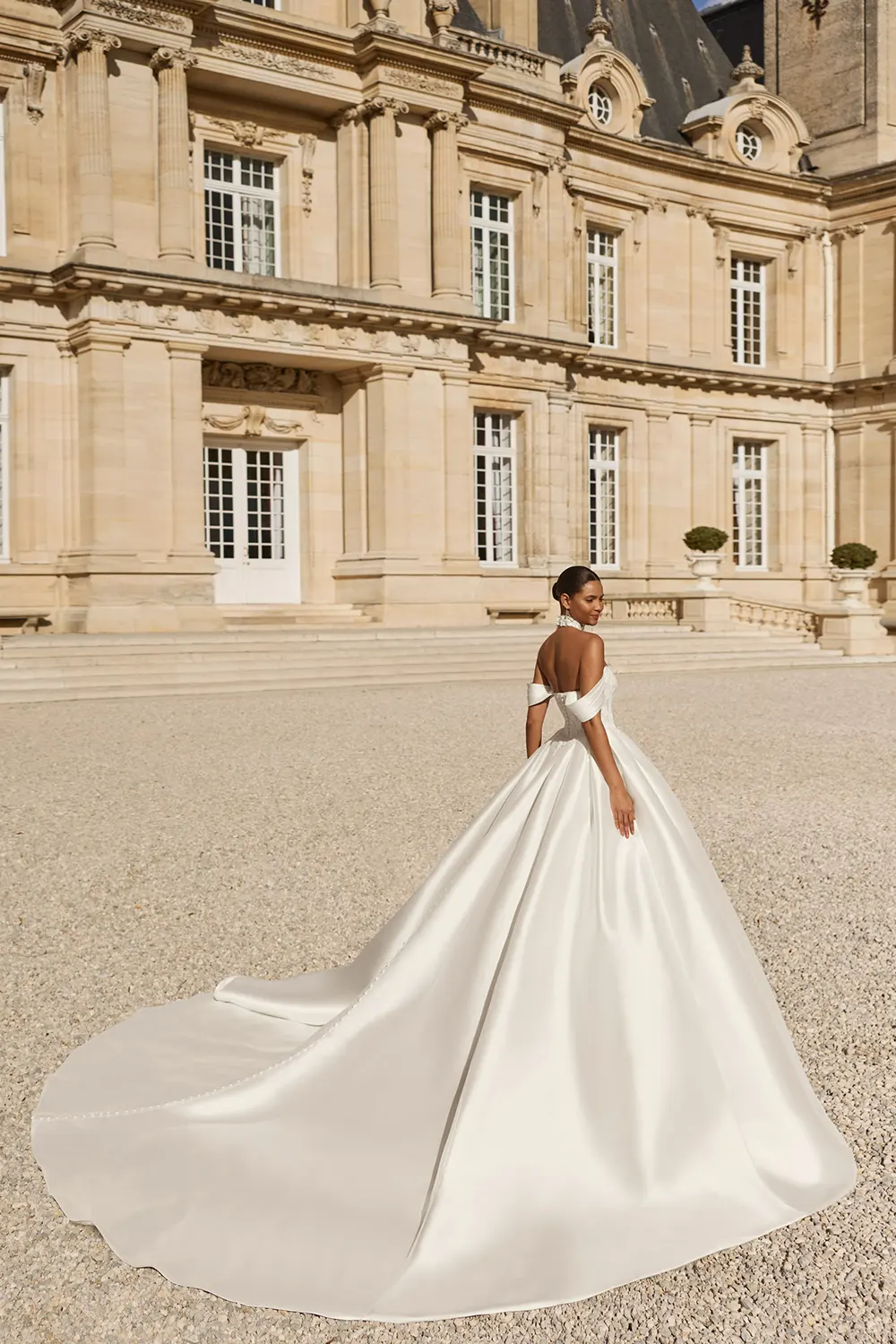 Brautkleid Modell Amatista von Rosa Clará – Rückenansicht
