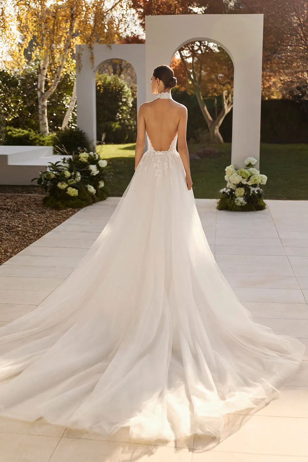 Brautkleid Modell Nidia von Rosa Clará – Rückenansicht